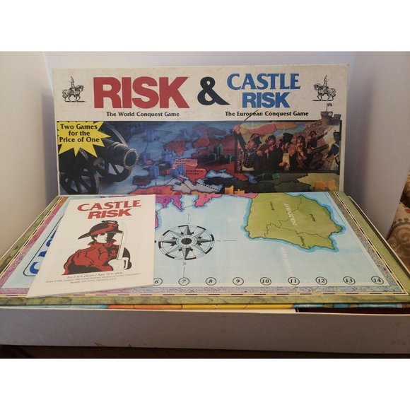 Vintage Risk & Castle Risk 2-in-1 Board Game Parker Brothers Complete 1990 - Picture 1 of 4
